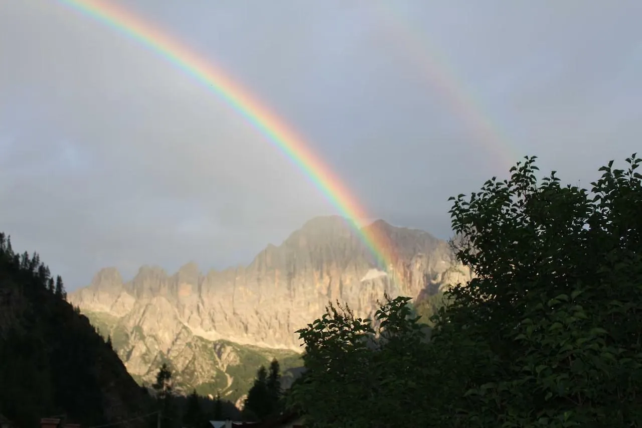 Cesa Dolomiti Daire Rocca Pietore